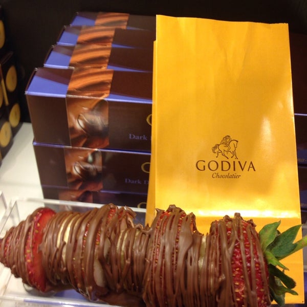 Godiva Finesse Supreme Madlen Brown Box