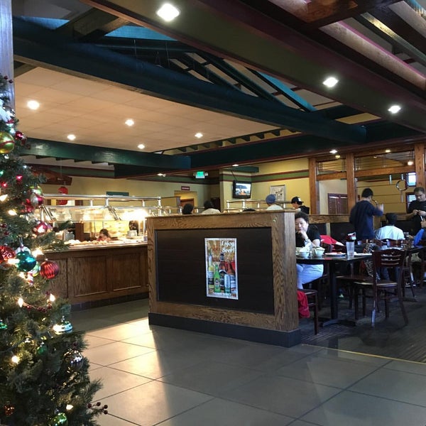 Photo taken at Yummy Buffet by Tony G. on 12/25/2015