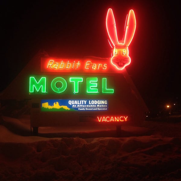 Photo taken at Rabbit Ears Motel by Amy W. on 12/27/2013