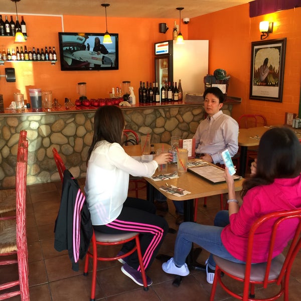 3/5/2015 tarihinde Jeremy M.ziyaretçi tarafından Zorro&#39;s Cafe &amp; Cantina'de çekilen fotoğraf