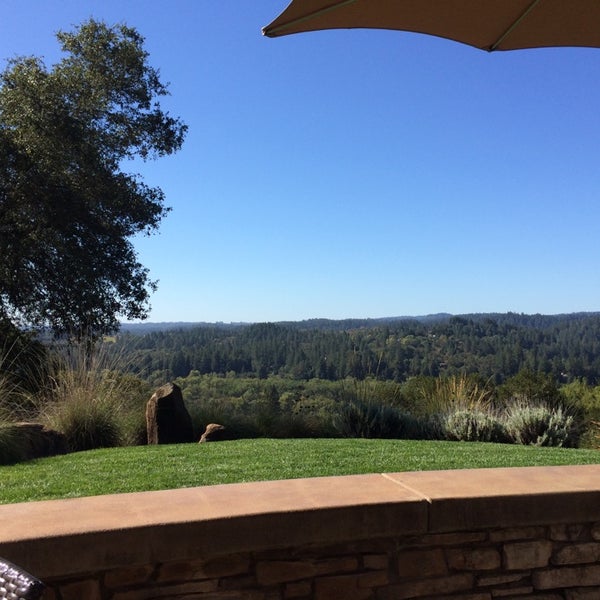 Photo taken at Gary Farrell Winery by Fernando G. on 9/27/2014