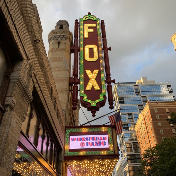 Foto diambil di The Fox Theatre oleh Tracie C. pada 8/11/2022