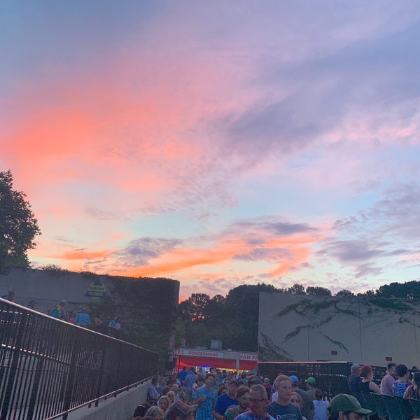 Photo taken at Lakewood Amphitheatre by Tracie C. on 6/30/2019