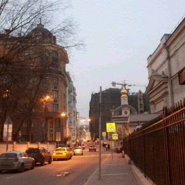 Малый знаменский переулок москва. Москва Знаменка - малый Знаменский переулок. Хамовнический переулок. Большой Знаменский переулок 15.