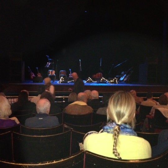 11/17/2012에 Julia님이 Kings Theatre에서 찍은 사진