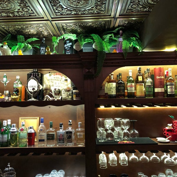 Old Tom The Gin Palace Cocktail Bar in El Poblado