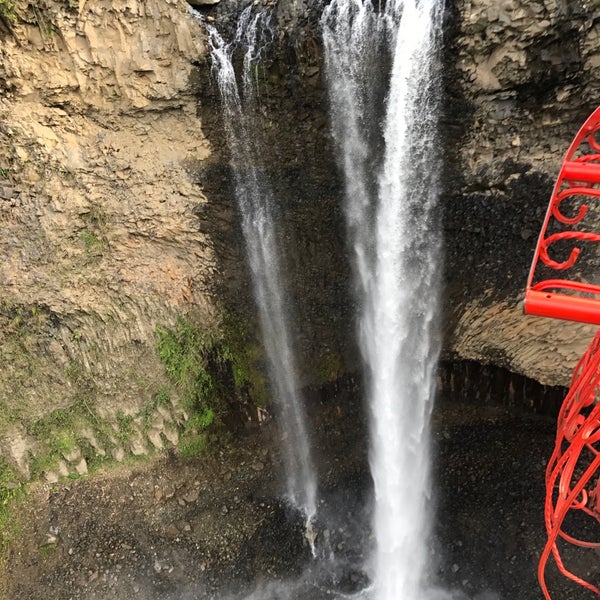 Cascada la novia водопад