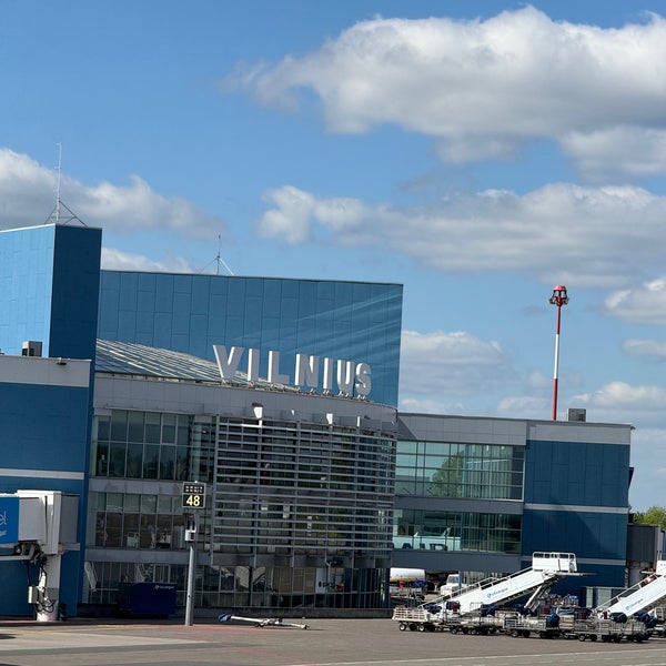 รูปภาพถ่ายที่ Vilniaus oro uostas | Vilnius International Airport (VNO) โดย Alexey M. เมื่อ 5/7/2024
