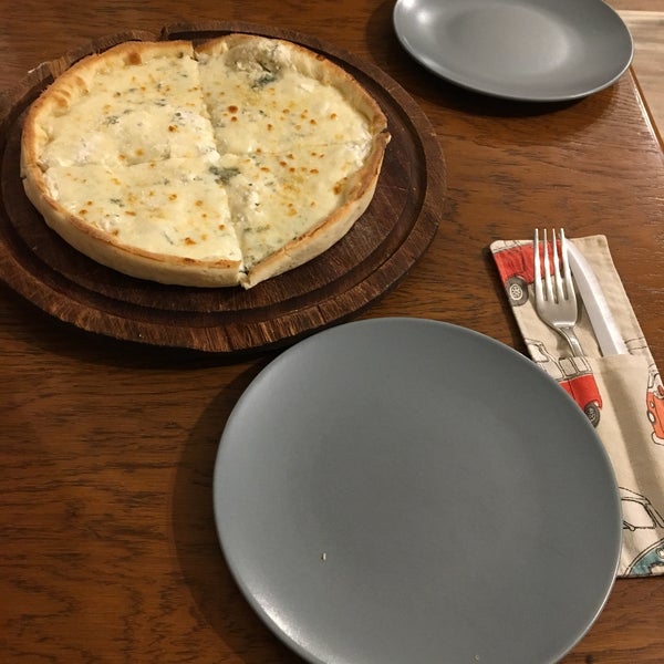 Снимок сделан в Dear Pizza Homemade пользователем G.Burcu 4/20/2019