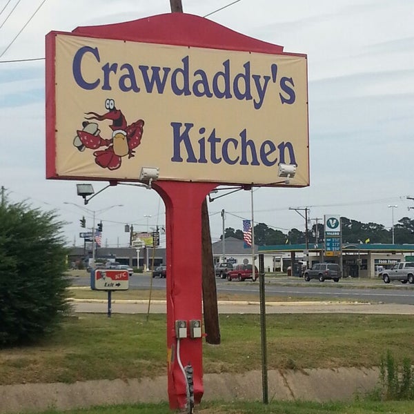 Foto tirada no(a) Crawdaddy&#39;s Kitchen por Mimi V. em 7/14/2013
