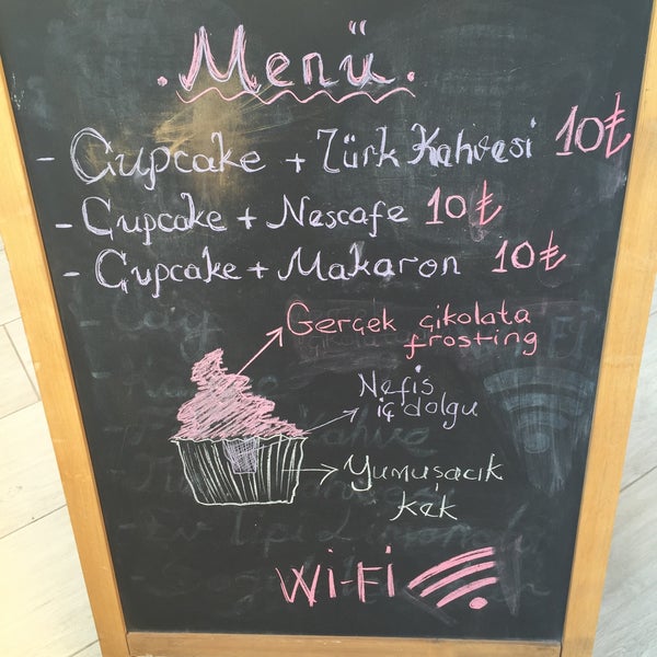 Photo taken at Cupcake House by Korhan S. on 7/23/2016