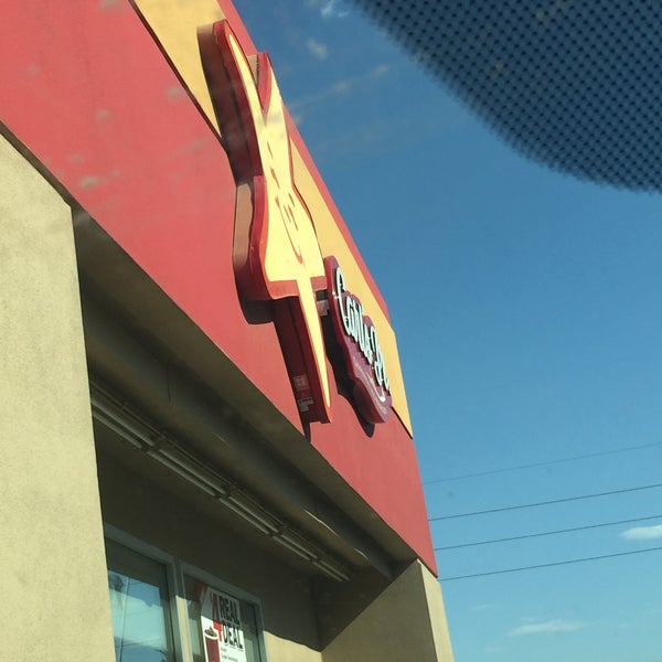 Photos at Carl's Jr. Ahwatukee Foothills Phoenix, AZ