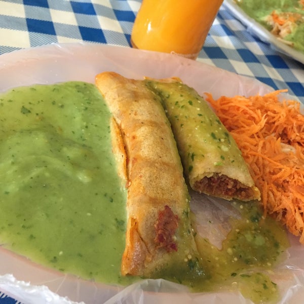 Tacos de Canasta Genesis León, Guanajuato