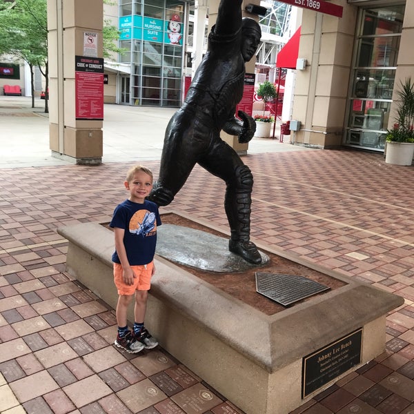 Photos At Johnny Bench Statue By Tom Tsuchiya Outdoor Sculpture