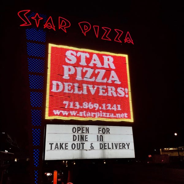 Photo taken at Star Pizza 2 by Better🍀⏭⏰ on 2/6/2021