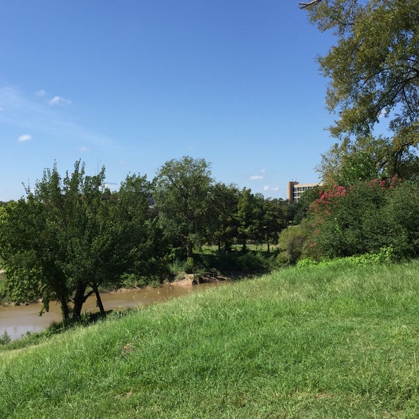 allen parkway bike trail