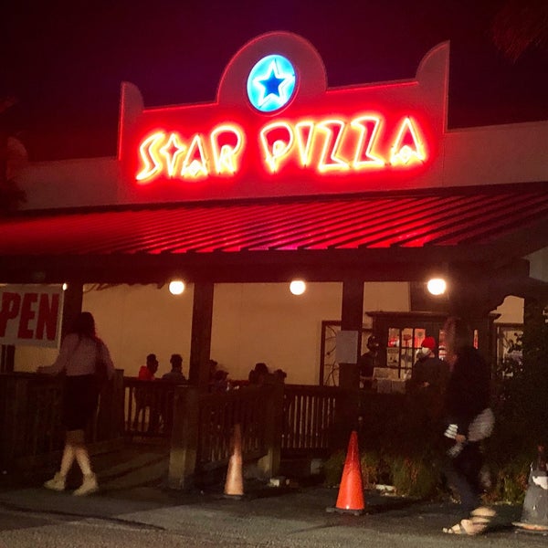 Foto tirada no(a) Star Pizza 2 por Better🍀⏭⏰ em 10/31/2020
