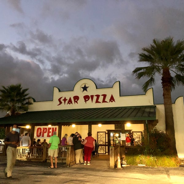 Foto tirada no(a) Star Pizza 2 por Better🍀⏭⏰ em 10/10/2020