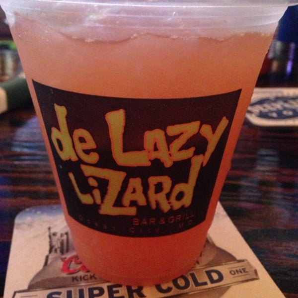 7/13/2014에 Barbara B.님이 De Lazy Lizard Bar &amp; Grill에서 찍은 사진