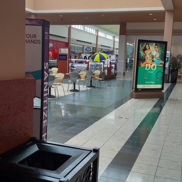 Photos at Pembroke Lakes Mall Shopping Mall in Pembroke Pines