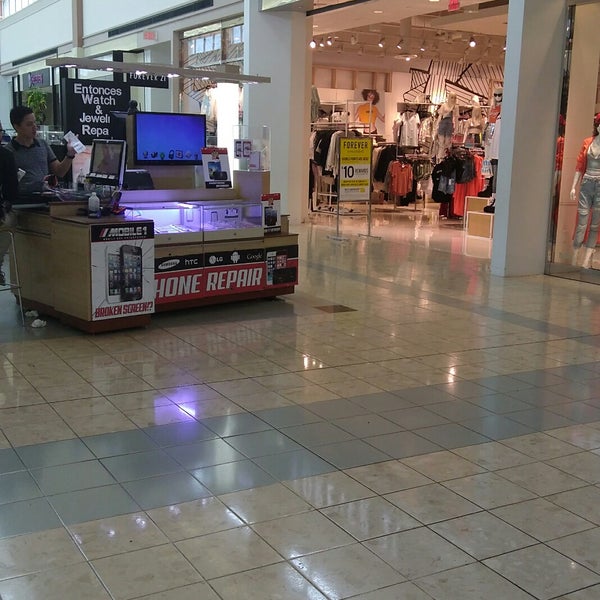 Photos at Pembroke Lakes Mall Shopping Mall in Pembroke Pines