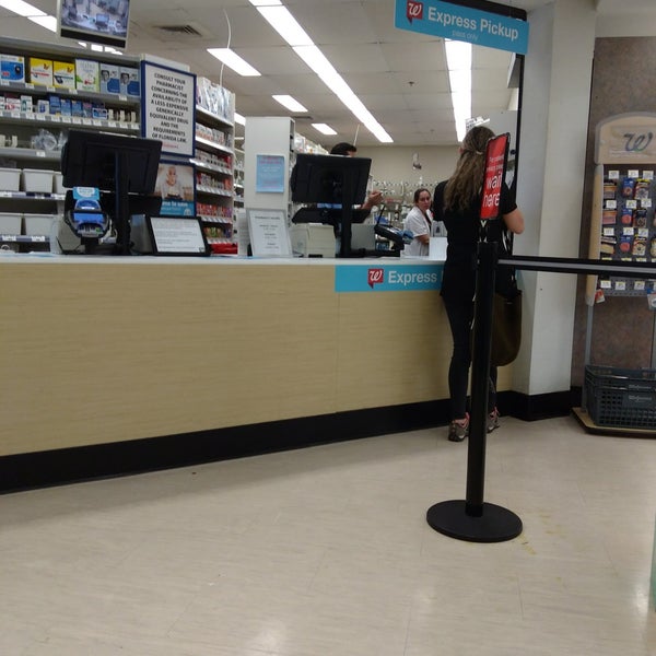 Walgreens Pharmacy in WynwoodEdgewater