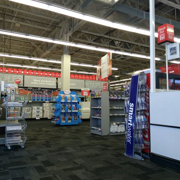 Staples WynwoodEdgewater Miami, FL