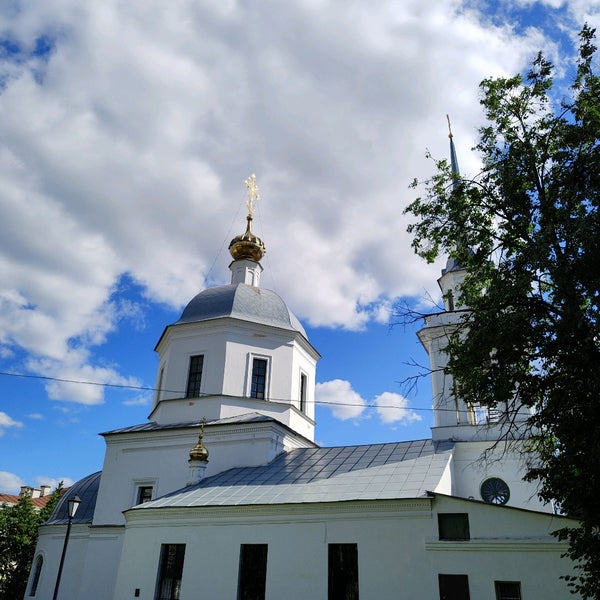 Храм Воскресения Христова в Орлецах Псков