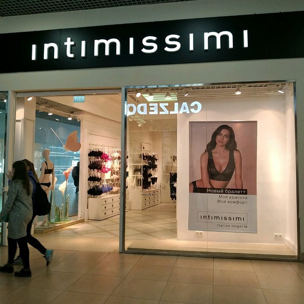 Интимиссими витрина. Интимиссими витрина. Интимиссими магазин. Intimissimi фото магазина. Интимиссими витрина.