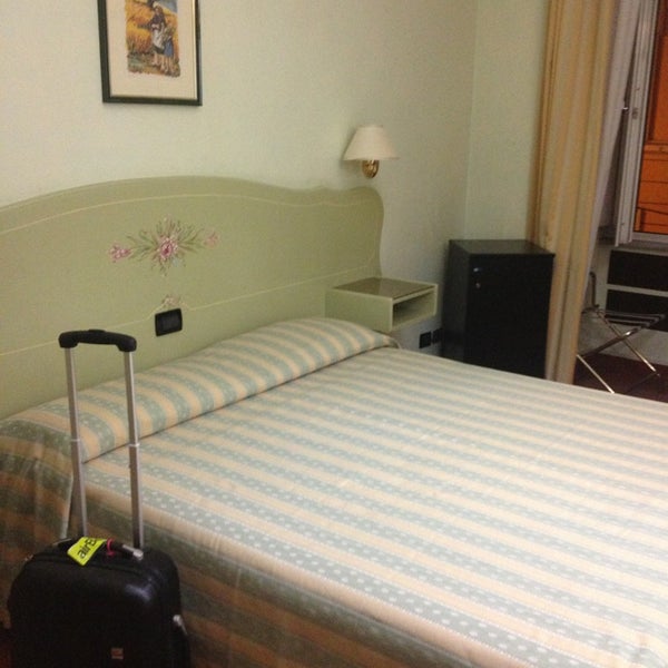 Foto tomada en Hotel Milani Rome  por Алиса Н. el 12/13/2013