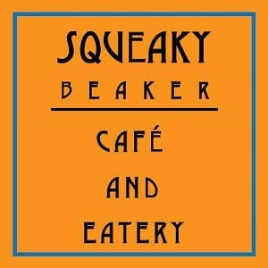 7/11/2013 tarihinde Squeaky Beaker Cafeziyaretçi tarafından Squeaky Beaker Cafe'de çekilen fotoğraf