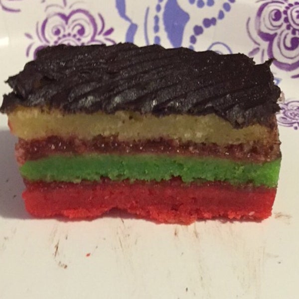 Best rainbow cookies I've ever had (they're my all time favorite pastry)
