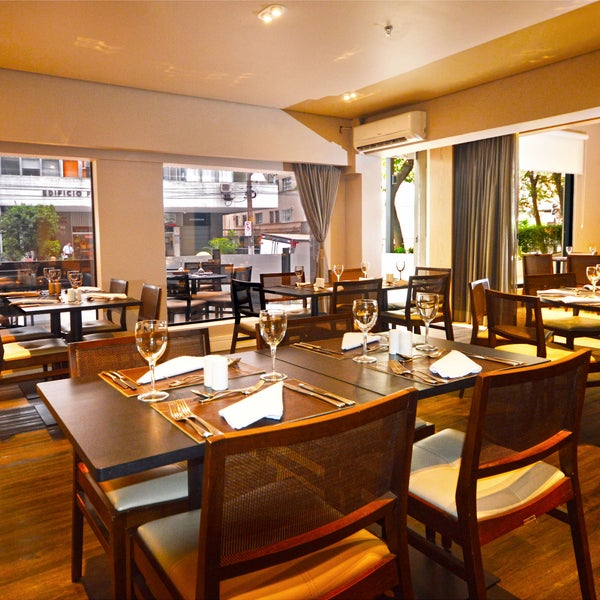 7/15/2013にBranche Restaurant, Bar &amp; LoungeがBranche Restaurant, Bar &amp; Loungeで撮った写真