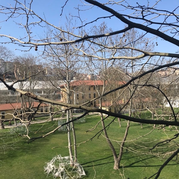 Das Foto wurde bei Santralistanbul von Ayşin am 3/13/2018 aufgenommen