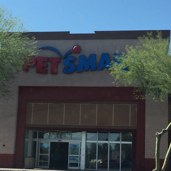 petsmart metrocenter