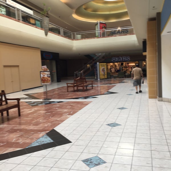 Foto diambil di Metrocenter Mall oleh Will G. pada 8/26/2017