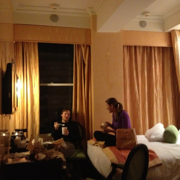Photo prise au Flatiron Hotel Toshi par Bentley F. le1/22/2013