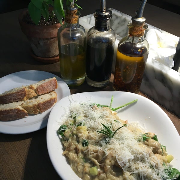 Photo taken at Vapiano by Mansur Y. on 8/18/2016