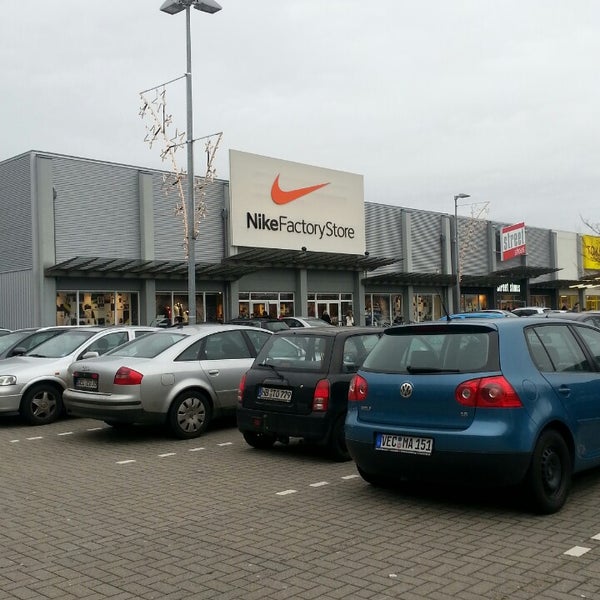 Nike Factory Store 1 Tip From 262 Visitors