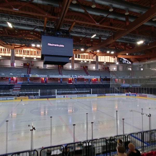 Photo taken at Palaonda Sparkasse Arena by Tobias H. on 1/16/2022