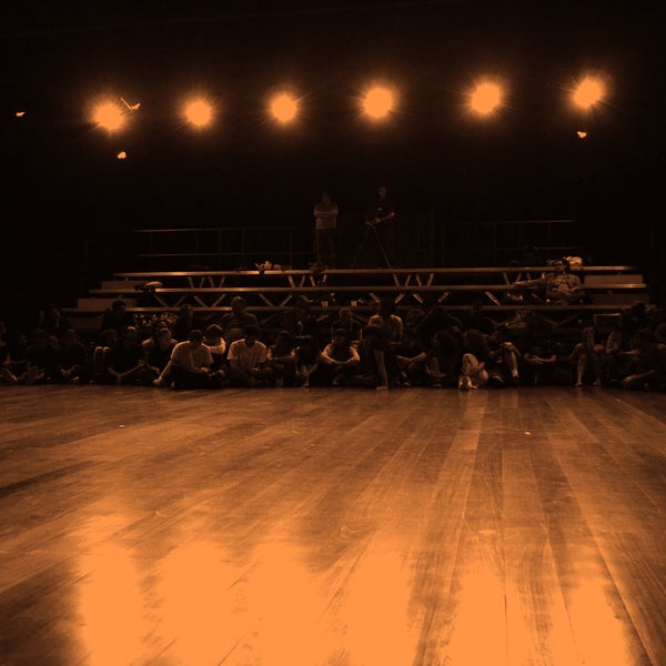 Das Foto wurde bei Teatro da Universidade de São Paulo (TUSP) von Teatro da Universidade de São Paulo (TUSP) am 7/12/2013 aufgenommen