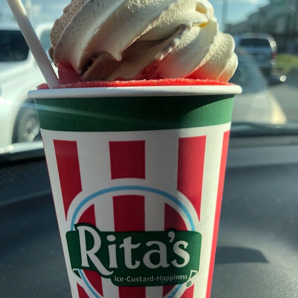 2/19/2019에 Jackbrat님이 Rita&#39;s Italian Ice &amp; Frozen Custard에서 찍은 사진