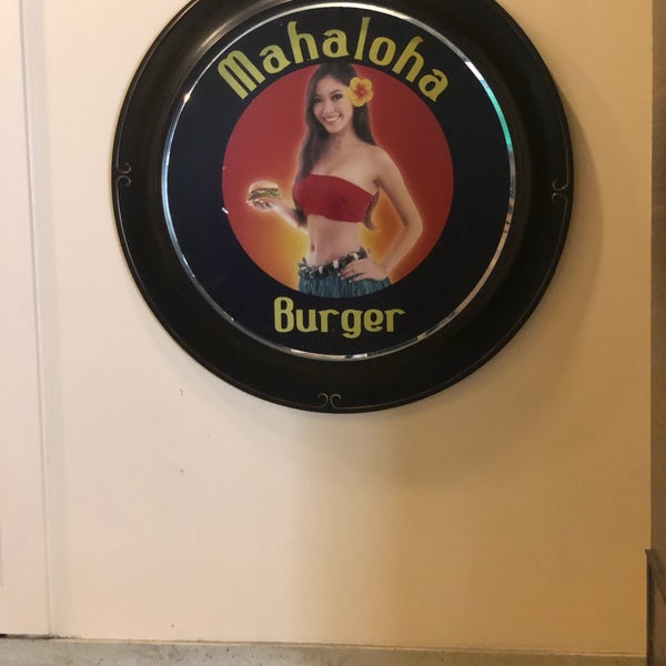Photo taken at Mahaloha Burger by Emrah K. on 11/4/2018