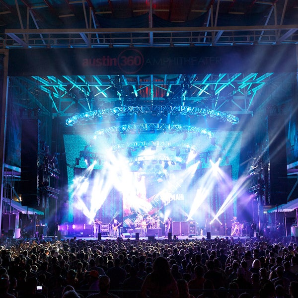 Foto tomada en Austin360 Amphitheater  por Austin360 Amphitheater el 9/2/2015