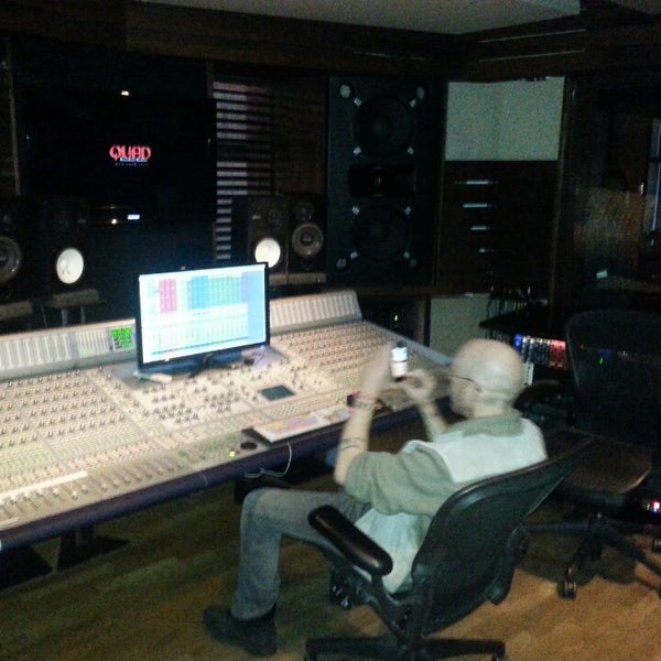 3/20/2014에 Andel C.님이 Quad Recording Studios에서 찍은 사진