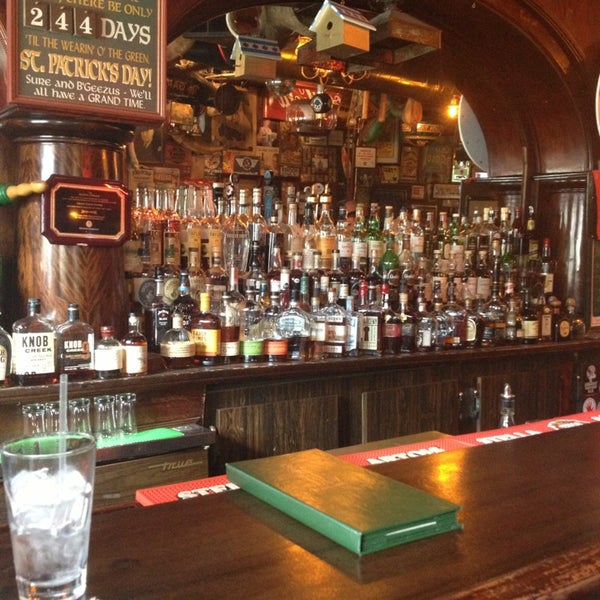 Green Door Tavern Bar in River North