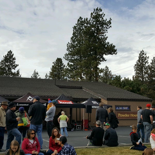 Powder House Century West Bend, OR