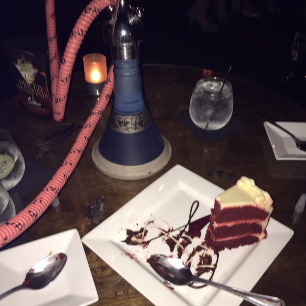 3/11/2015 tarihinde Stephanie G.ziyaretçi tarafından Crave Dessert Bar'de çekilen fotoğraf
