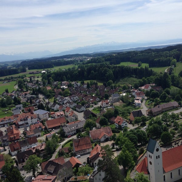 5/21/2014 tarihinde Katya P.ziyaretçi tarafından Schloss Waldburg'de çekilen fotoğraf