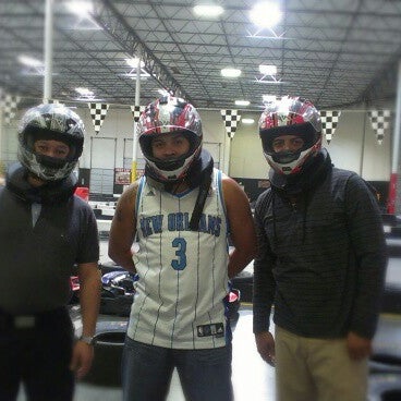 Photo prise au Fast Lap Indoor Kart Racing par Avril le10/22/2012